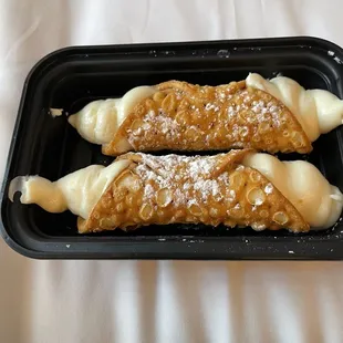 Cannoli to go! Breakfast with espresso the next morning! Delicious!