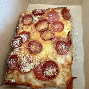 Slice of pepperoni - pretty good and sizable for the price