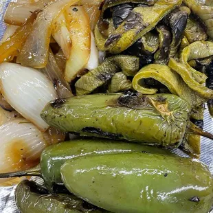 ramen and noodles, food