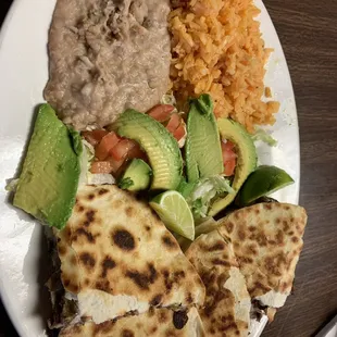 Quesadilla plate! Beef and chicken!