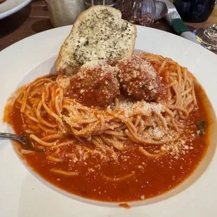 Spaghetti and meatballs