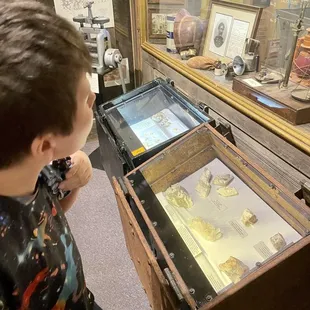 Gold still in the rocks.