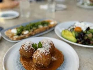 Coliseum Pool and Grill