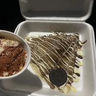 Oreo crepe and elote preparado