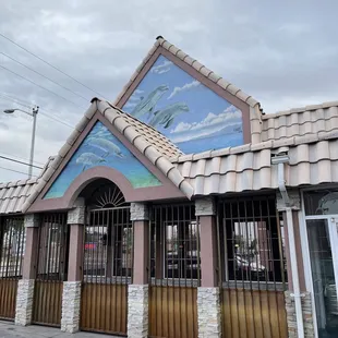 the front of a restaurant