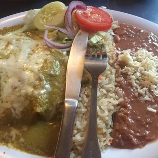 Chicken Enchiladas In Green Sauce