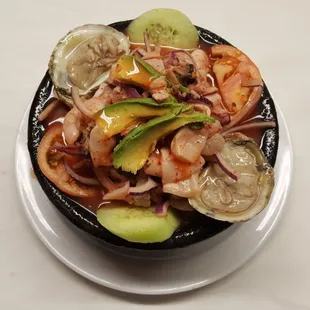 Molcajete de mariscos