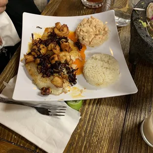 Shrimp and fillet ala diabla plate