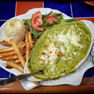 a plate of mexican food
