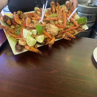 Mariscada Caliente