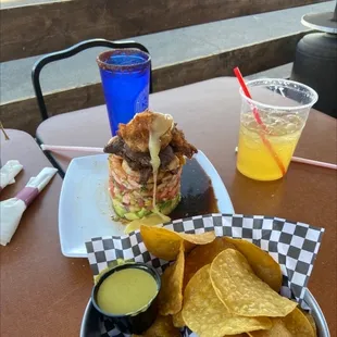 Great seafood, and drinks.