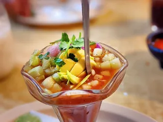 Las Colegas Seafood