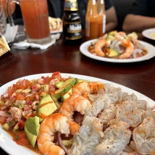 Tres Primos plate 3