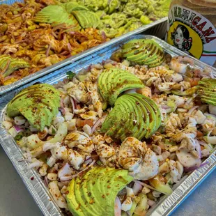 Charolas de ceviche y aguachiles medidas grandes y medianas para eventos