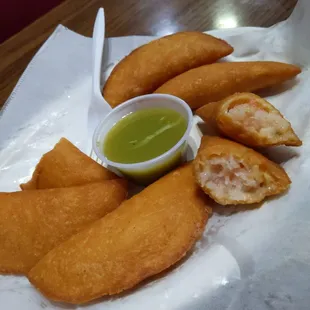Cameron y Queso empanadas