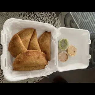 Empanadas de Camarón