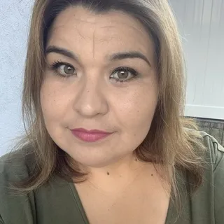Isabel O.