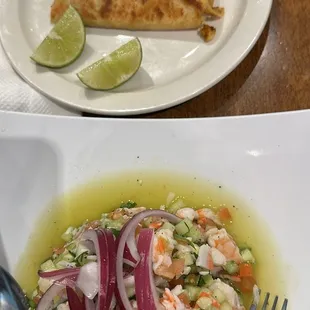 Tostada de Ceviche Mixto