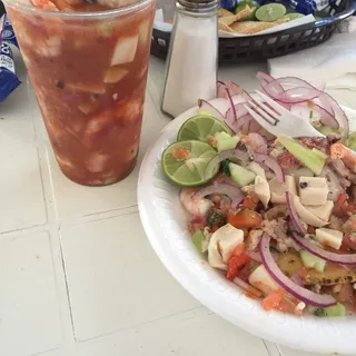 Tostada Loca De Mariscos