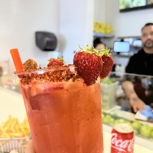maria is the best she makes the best michis!!!! try the fruity ones  service is good i love ana and maria and jessy and alexis!!