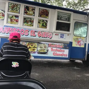outside, ramen and noodles