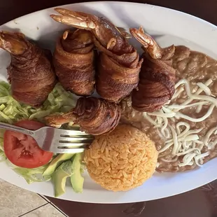 The bacon wrap, shrimp dinner