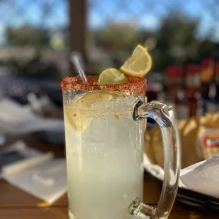 a margarita in a glass