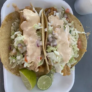 two tacos on a plate