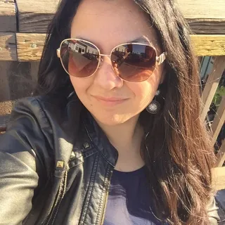 Alma G.
