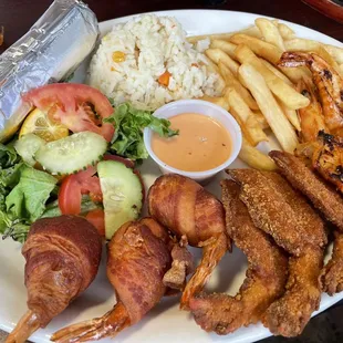 TRIO DE CAMARONES