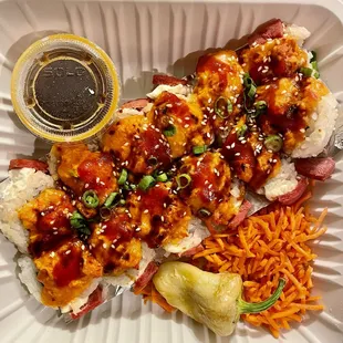 SALMON ROLL