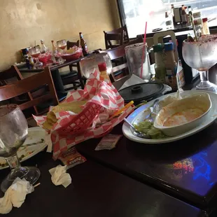 Clean tables not available. Been sitting here for 15 min.