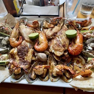 Mariscada for 4.