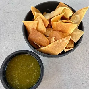 Chips &amp; salsa.