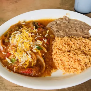 a plate of mexican food