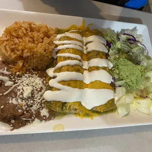 Camarón(shrimp) y Cangrejo (crab) Enchiladas. Really good. Very freshly made. Everything was delicious from the guac to the rice