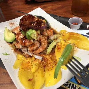 Mango shrimp tostada and more stuff