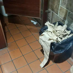 Filthy bathroom. And what is this, aguachiles???? No it's not. Nasty.