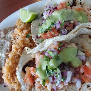 a plate of mexican food
