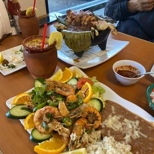 Hands down best mariscos place and food in general!  Very friendly and calm place, great food highly recommended!!