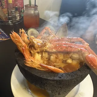 Molcajete Caliente