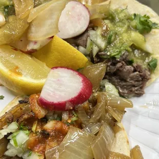 Tacos de Cabeza &amp; tacos de al pastor