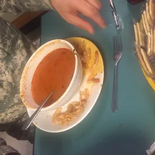 My friend wasn't happy he had to peel his own shrimp. But broth is good.