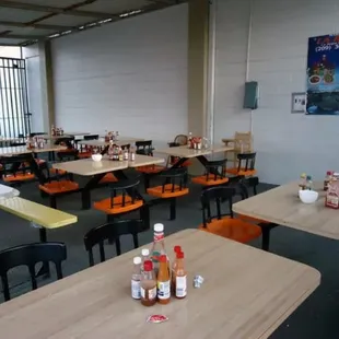 sushi and sashimi, interior