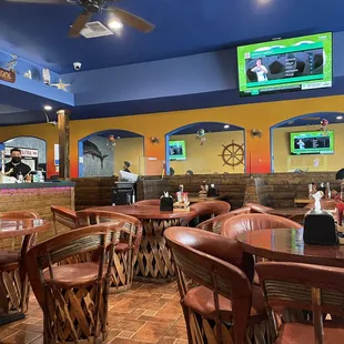 TV's and ample seating