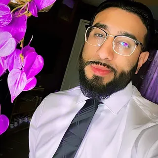 Alex O.