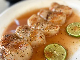 Mariscos y Tacos Los Compas