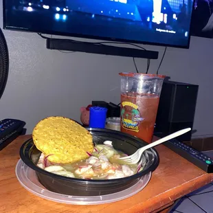 No me gusto la michelada esta algo Cara y le ponen cerveza Ligth barata pero los Aguachiles están 7/10