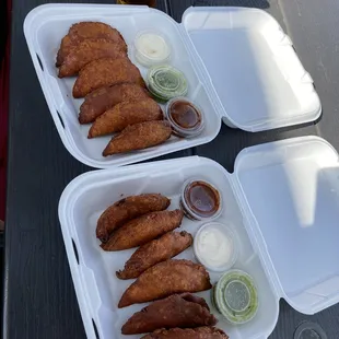 Empanadas de camarón. So good.