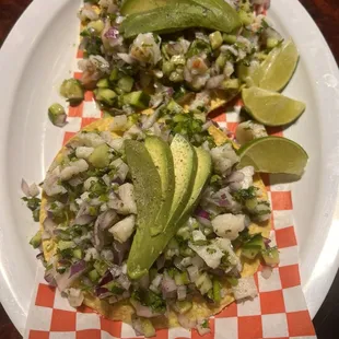 Tostada de Ceviche Pescado Tostada de Ceviche de Camaron